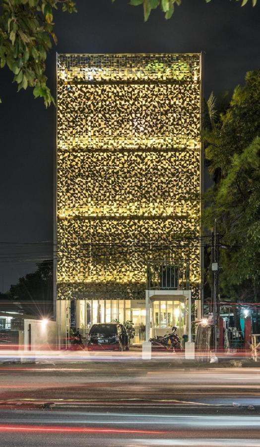 Temmu Co-Living Vandrehjem Bandung Eksteriør billede